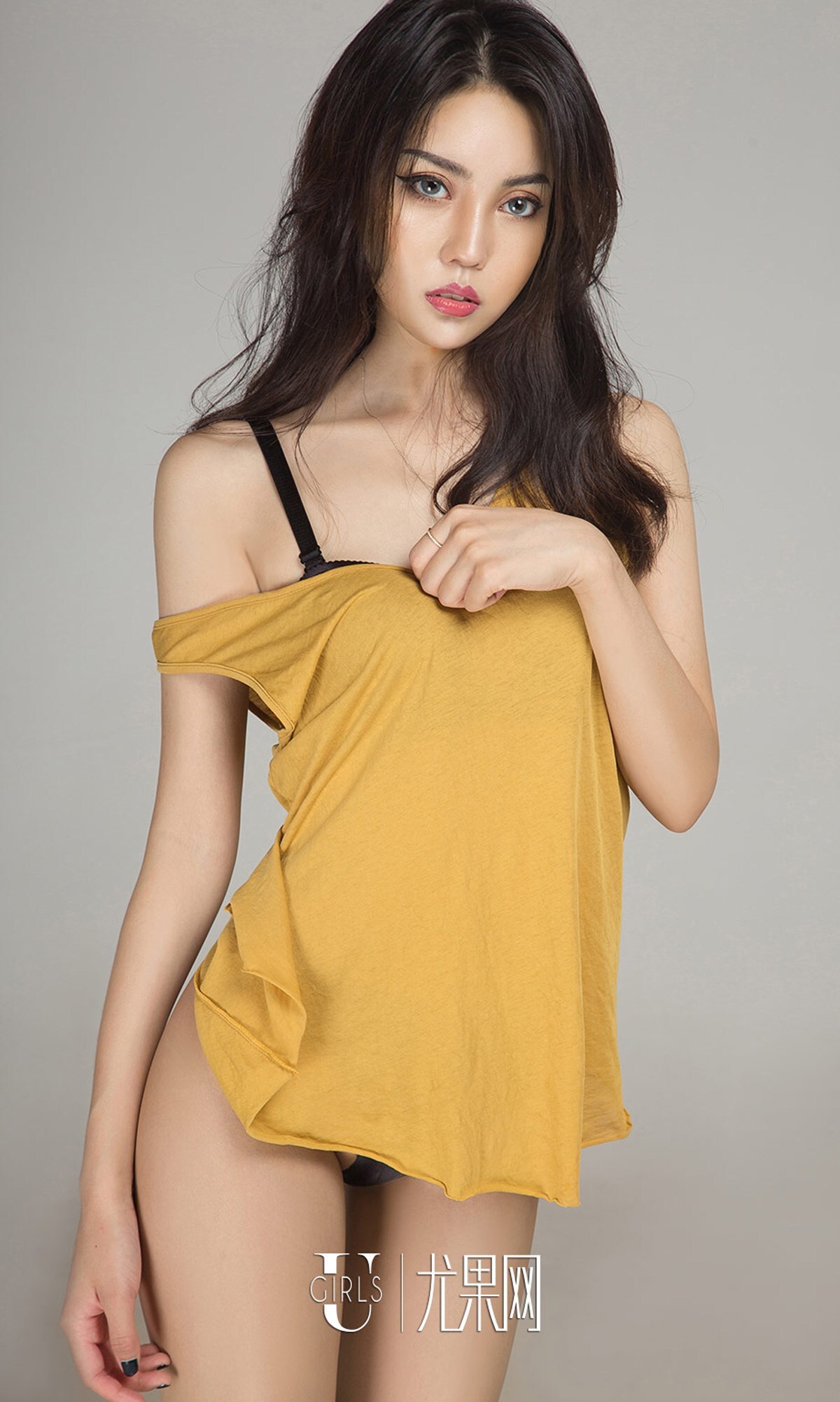 [爱尤物]2018APP NO.1171 明娜一逆光